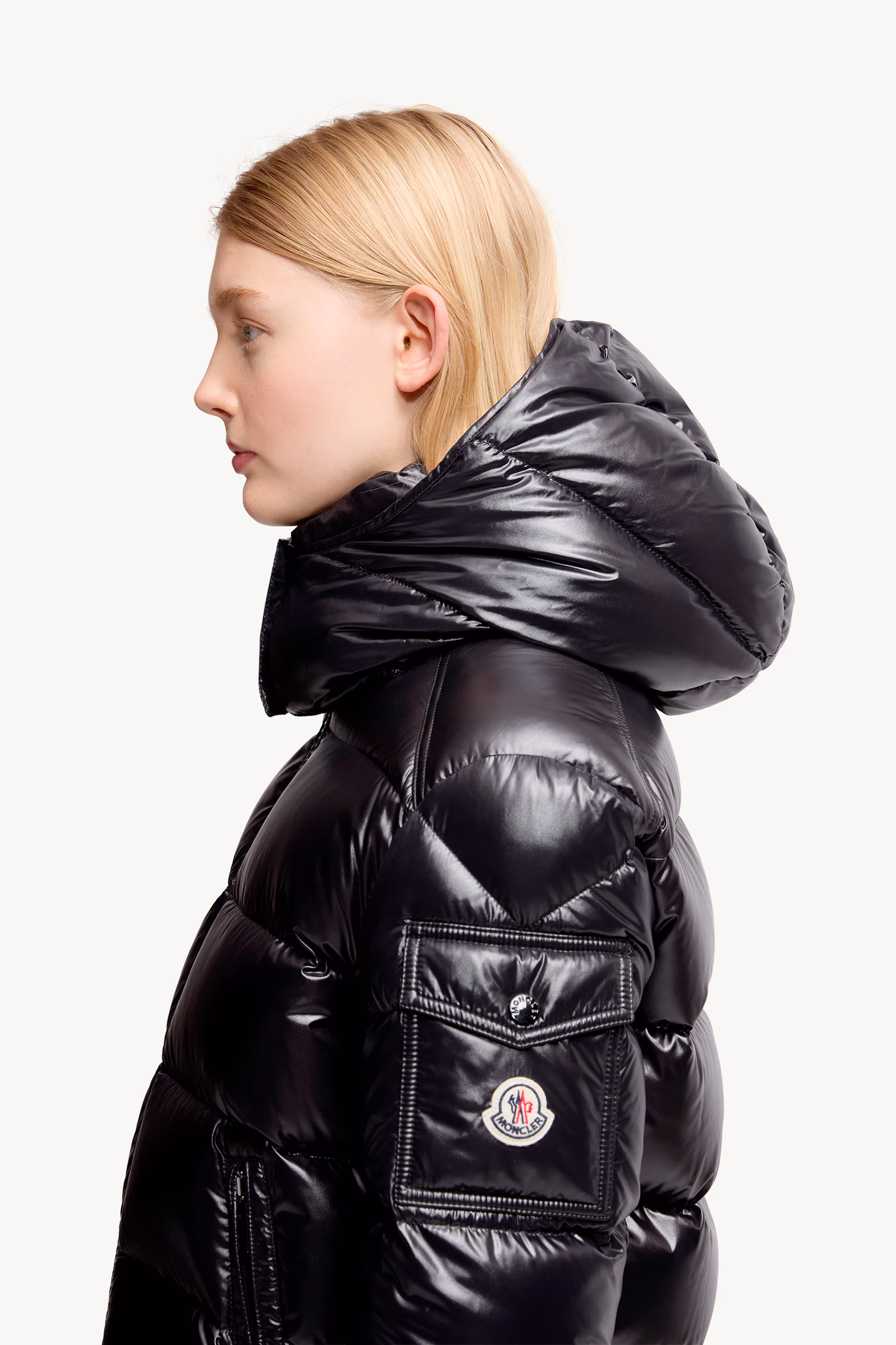 Maire Hooded Short Down Jacket Women Black Moncler 4
